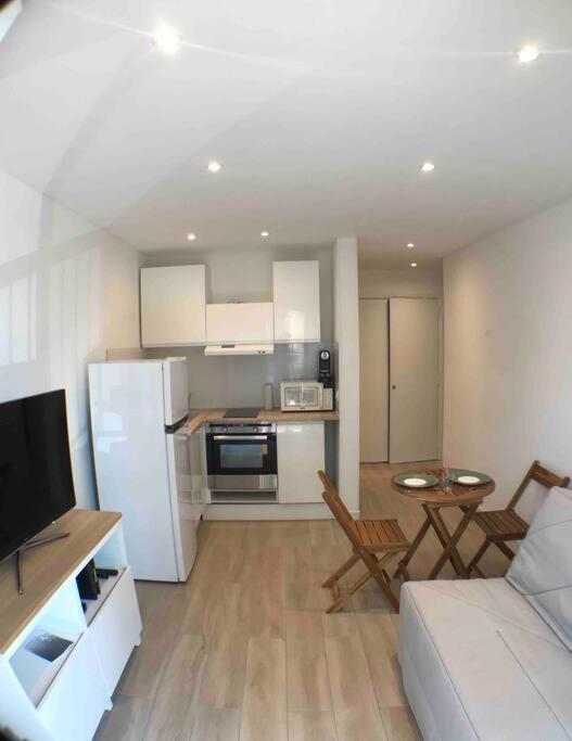Nice Bas Cimiez- Coquet F1, Climatisee, Parking Luaran gambar
